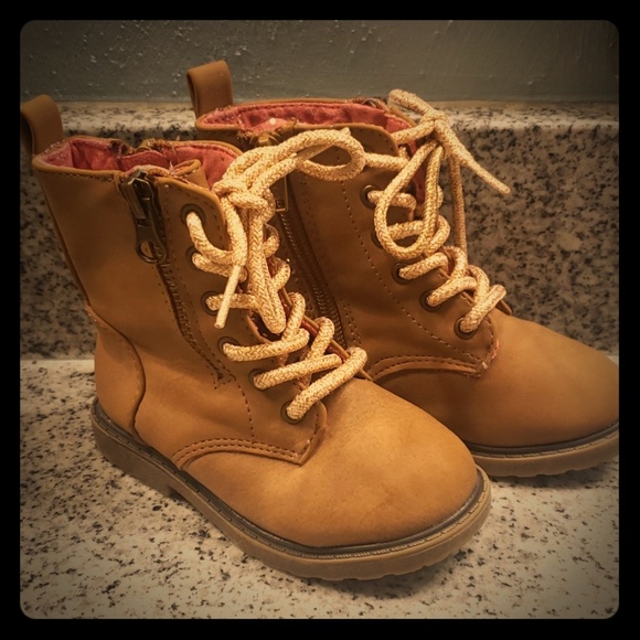 Cat & Jack Other - Toddler boots Cat & Jack Other - Toddler boots